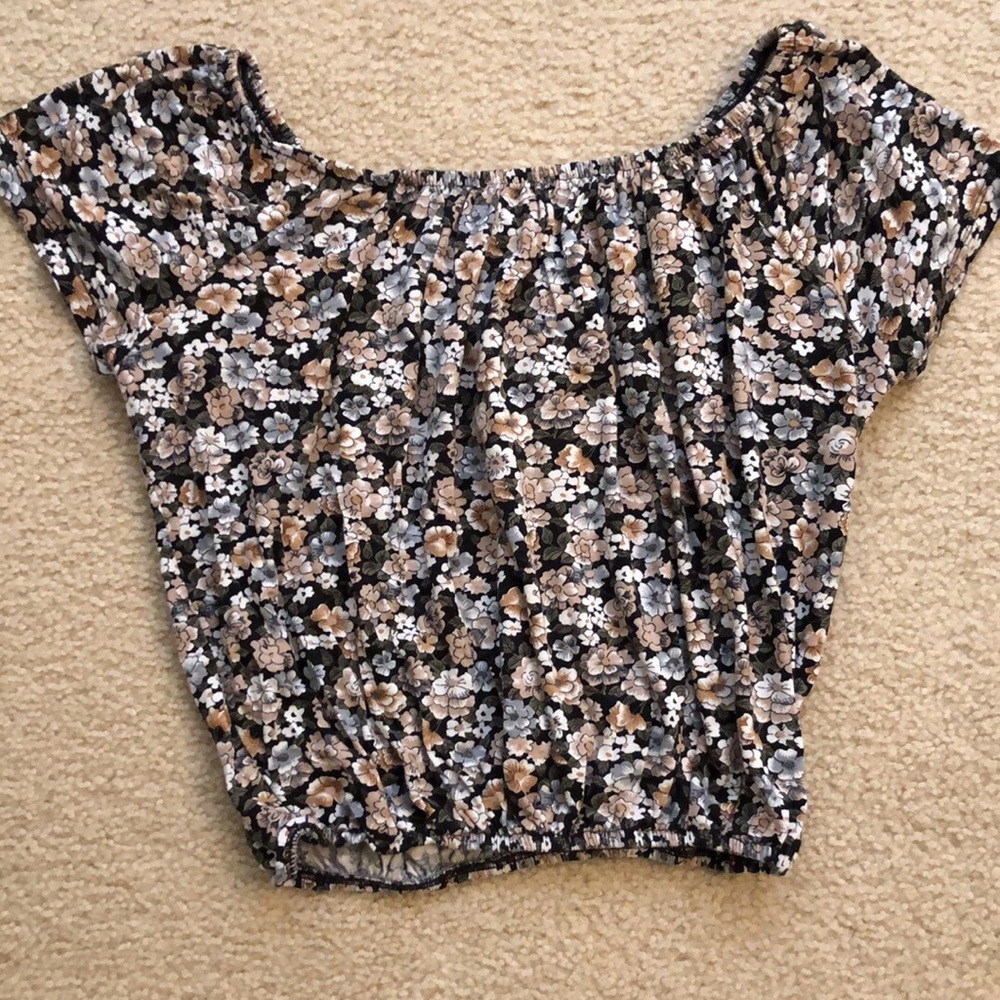 Crop top